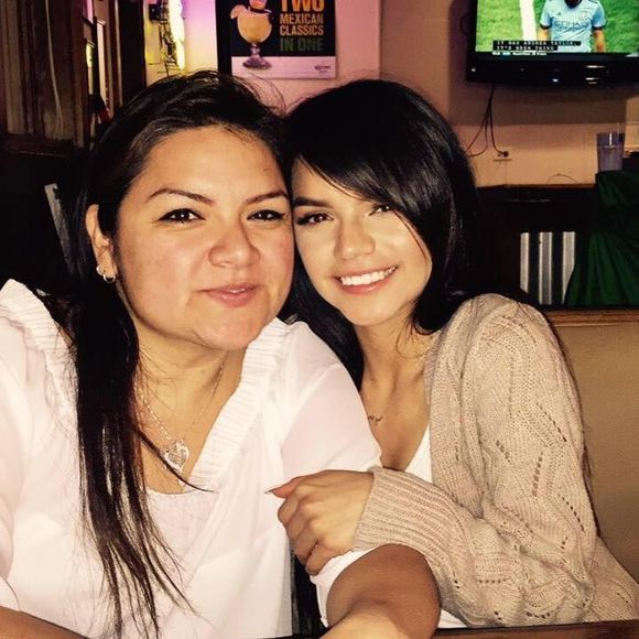 Meet your Posher, Gaby - Picture 1 of 1